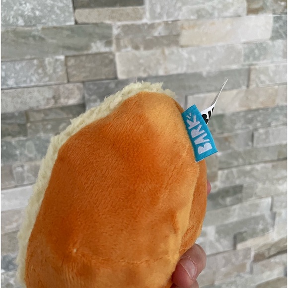 Bark box egg omelette dog toy - Picture 2 of 2